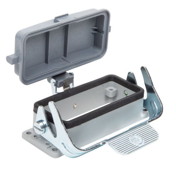Bulkhead Mount Housing for Female Insert With Cover 24-1016-47-06000