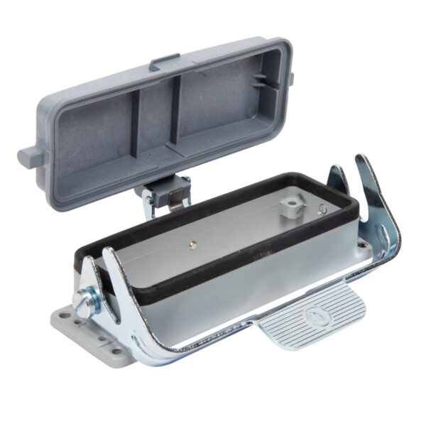 Bulkhead Mount Housing For Female Insert With Cover 24-2416-47-06000